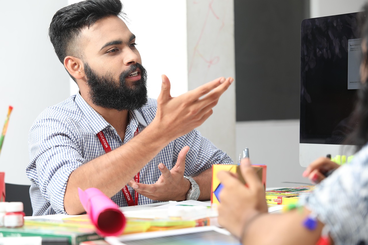 erfahren sie, wie effektive mitarbeitergespräche die kommunikation im unternehmen stärken, die mitarbeiterbindung fördern und zur leistungssteigerung beitragen können.