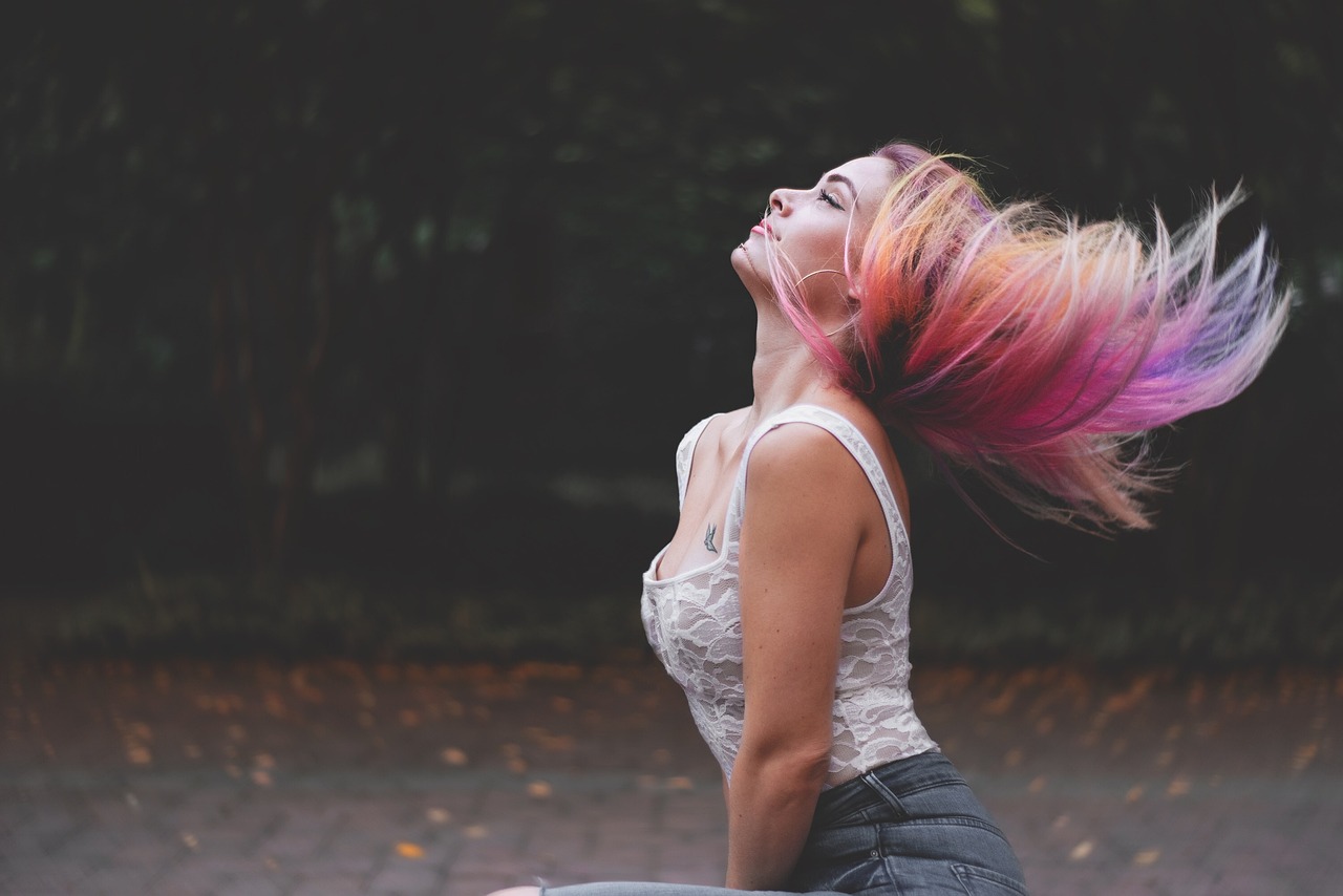entdecken sie die neuesten fashion trends für jede saison. bleiben sie stilvoll mit aktuellen modetrends, inspirationen und styling-tipps für damen und herren.